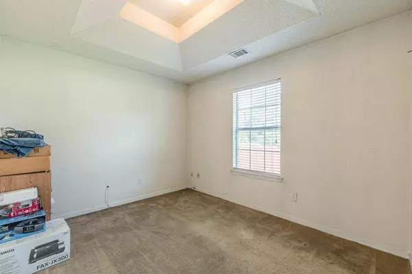 5897 Blacktop WAY, Fairburn, GA 30213