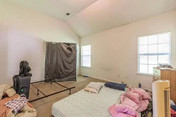 5897 Blacktop WAY, Fairburn, GA 30213