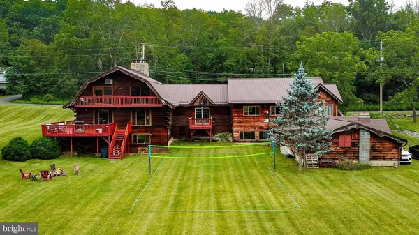 584 COLD SPRINGS RD, East Stroudsburg, PA 18302