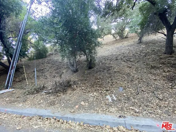 7506 Willow Glen RD, Los Angeles, CA 90046