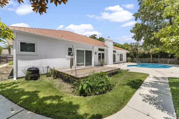 4202 Brittany Ct, Pensacola, FL 32504