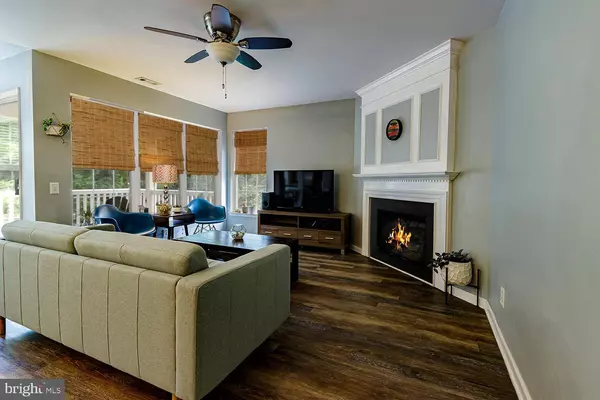 1103 CRESTMONT DR, Mantua, NJ 08051