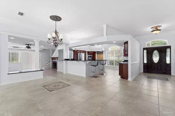 4202 Brittany Ct, Pensacola, FL 32504