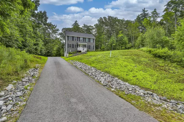 55 Falcon Ridge RD, Milford, NH 03055