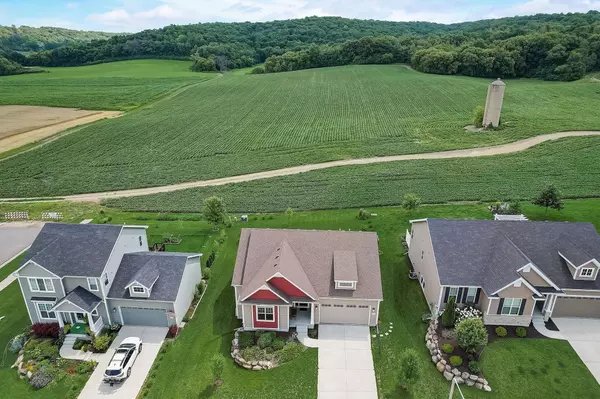 2522 Twin Pine Street, Cross Plains, WI 53528