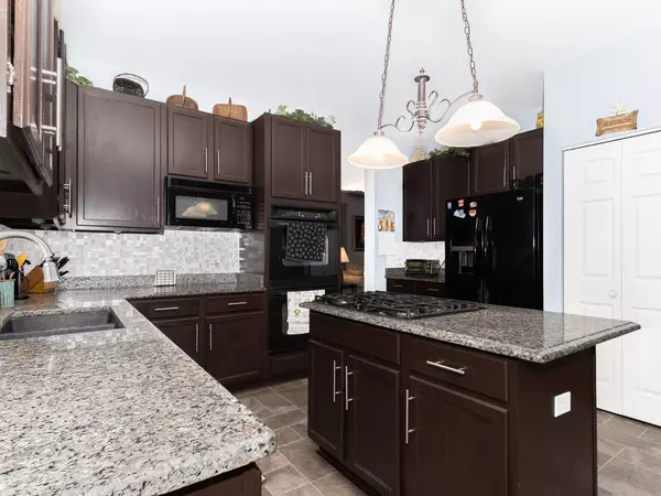 2925 Sierra Avenue, Plainfield, IL 60586