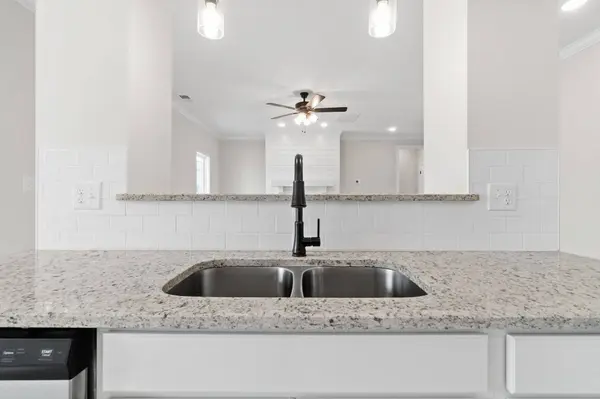 595 Alicia Drive, Clarksville, TN 37043