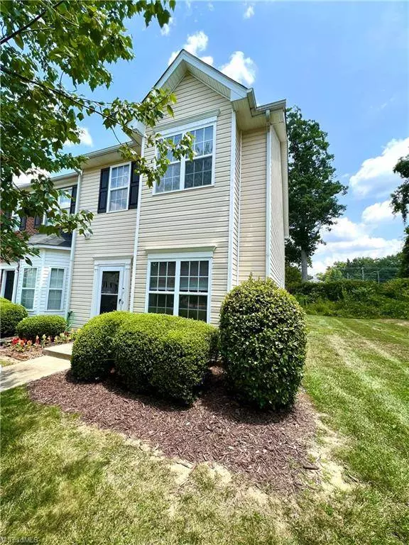 120 Queensberry CT, Greensboro, NC 27405