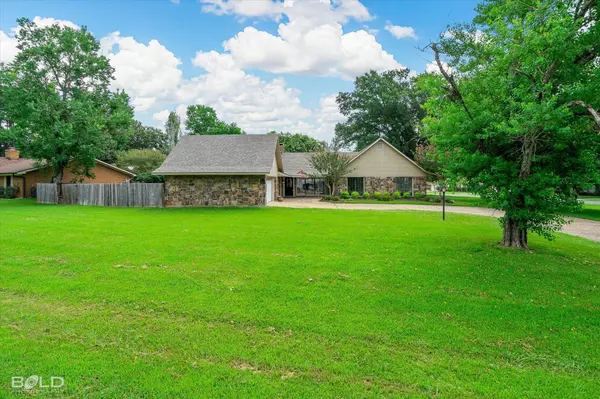 102 Harvest Lane, Haughton, LA 71037