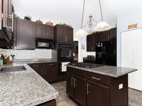 2925 Sierra AVE, Plainfield, IL 60586