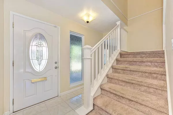 6841 Greenhaven DR, Sacramento, CA 95831