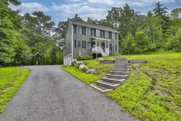 55 Falcon Ridge RD, Milford, NH 03055