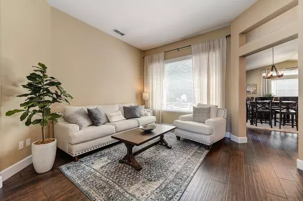 317 Ainsdale CT, Roseville, CA 95747