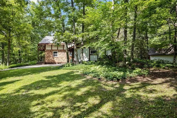 7852 Sagebrush Trail, Middleton, WI 53562