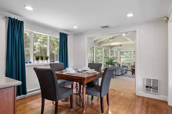 48 Gray Rd, Andover, MA 01810