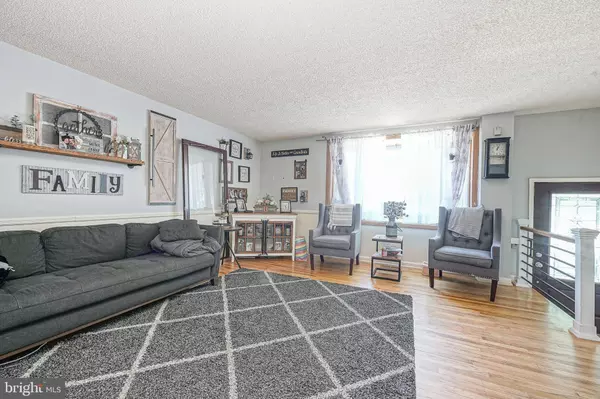 2819 TREMONT ST, Philadelphia, PA 19136