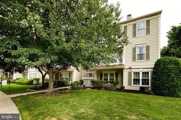 1103 CRESTMONT DR, Mantua, NJ 08051