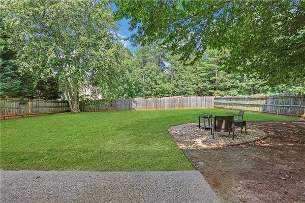 3158 Elmendorf DR NW, Kennesaw, GA 30144