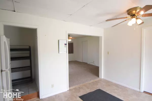 214 E Elm St, Ovid, MI 48866