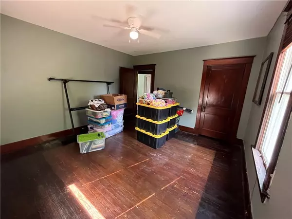 560 Lake Lynn Road, Lake Lynn, PA 15451