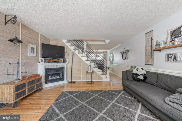 2819 TREMONT ST, Philadelphia, PA 19136