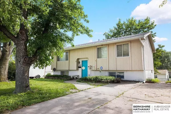 7820 Terry Drive, La Vista, NE 68128