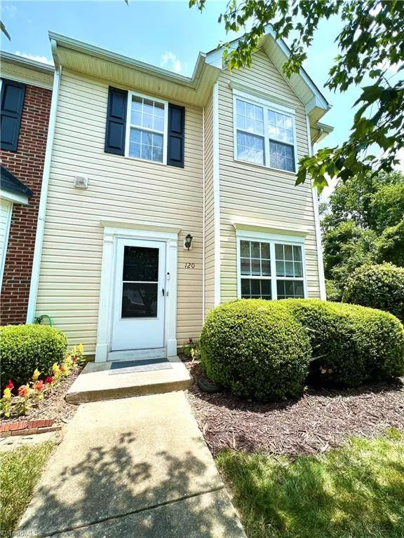 120 Queensberry CT, Greensboro, NC 27405