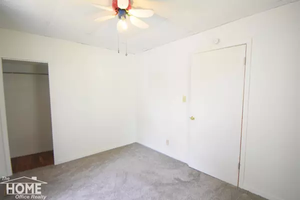 214 E Elm St, Ovid, MI 48866