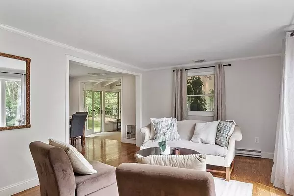 48 Gray Rd, Andover, MA 01810