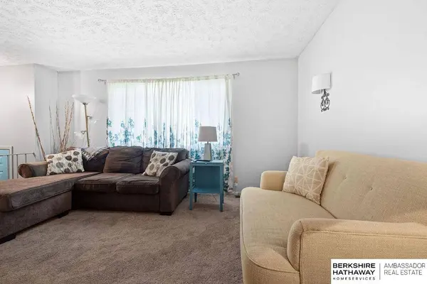 7820 Terry Drive, La Vista, NE 68128