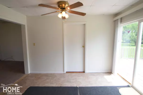 214 E Elm St, Ovid, MI 48866