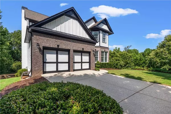 7801 Copper Kettle WAY, Flowery Branch, GA 30542