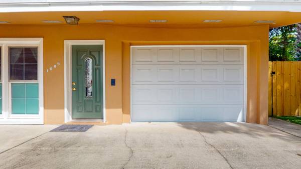 1009 Beach CT, Fort Pierce, FL 34950