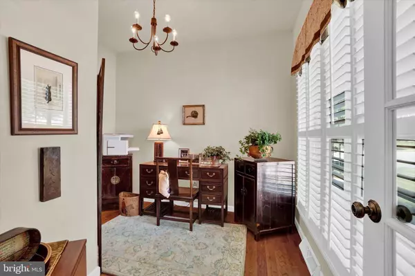 119 S BROAD ST, New Freedom, PA 17349