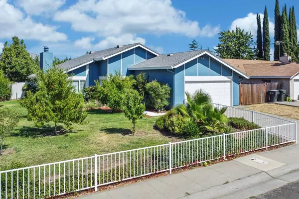 8265 Sunbird WAY, Sacramento, CA 95823