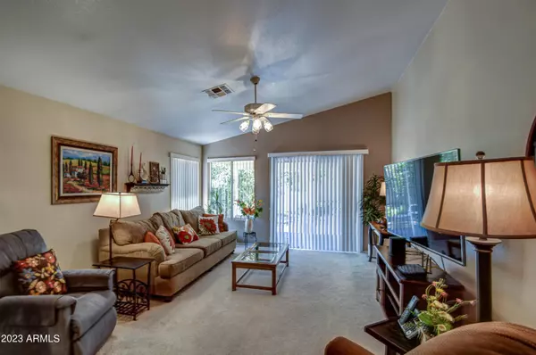 851 W SIERRA MADRE Avenue, Gilbert, AZ 85233