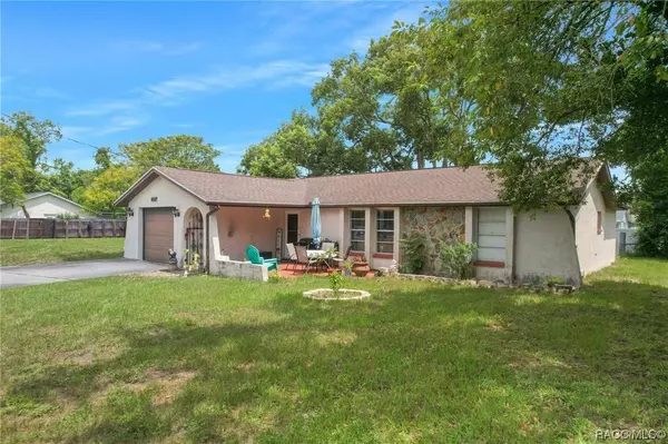 8512 Longboat LN, Hudson, FL 34667