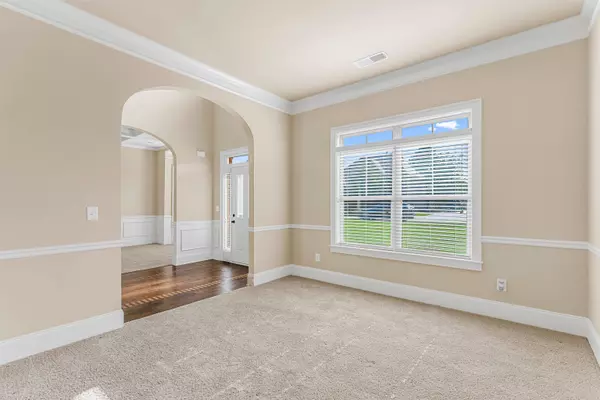 145 Snow Bird DR, Hampton, GA 30228