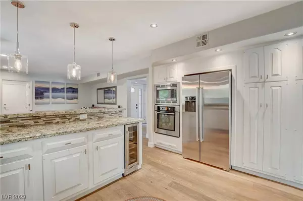 5090 Breakers Lane, Las Vegas, NV 89113