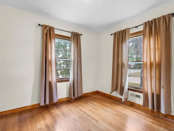 2936 Dalewood Avenue SE, Cedar Rapids, IA 52302