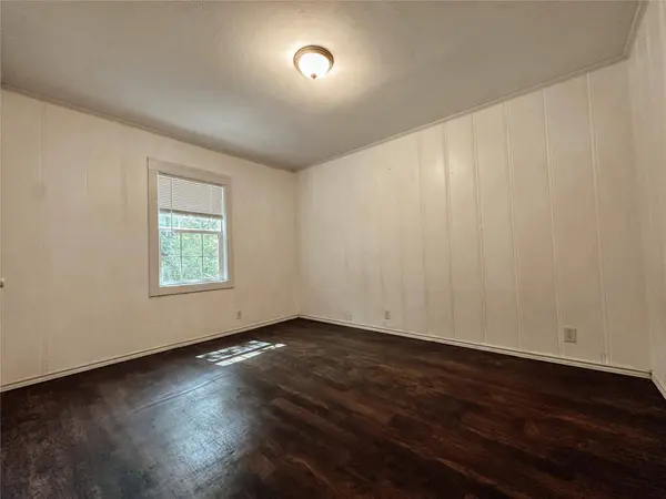 518 N Larson Street, Grand Saline, TX 75140