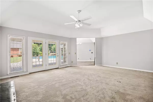 3733 Maple Forge LN, Gainesville, GA 30504