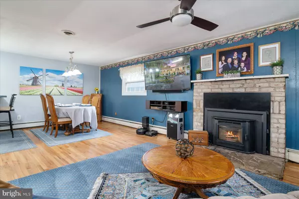 302 MONTFIELD LN, Glen Burnie, MD 21061