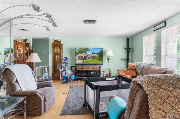 8512 Longboat LN, Hudson, FL 34667