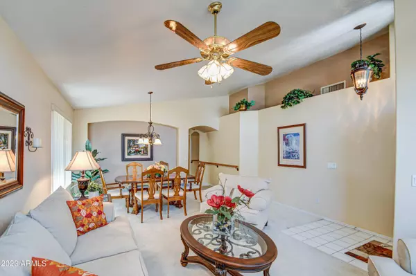 851 W SIERRA MADRE Avenue, Gilbert, AZ 85233