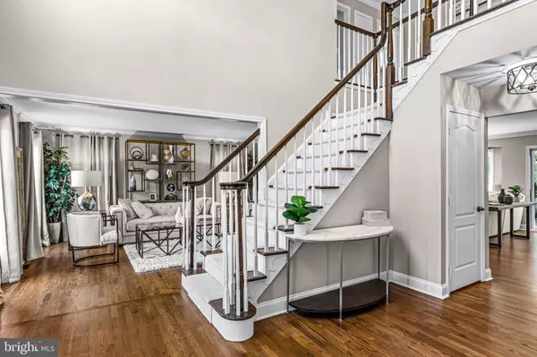 27 SORREL RUN, Mount Laurel, NJ 08054