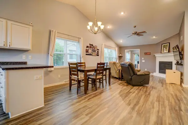 1086 School Street, Sun Prairie, WI 53590