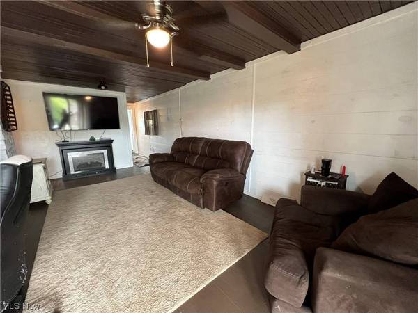 295 West ST, Mount Pleasant, OH 43939