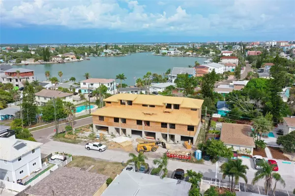 187 145TH AVE #1, Madeira Beach, FL 33708