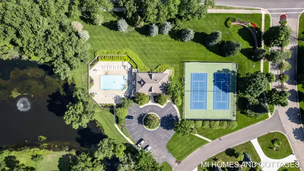 41 Bay Meadows Drive, Holland, MI 49424